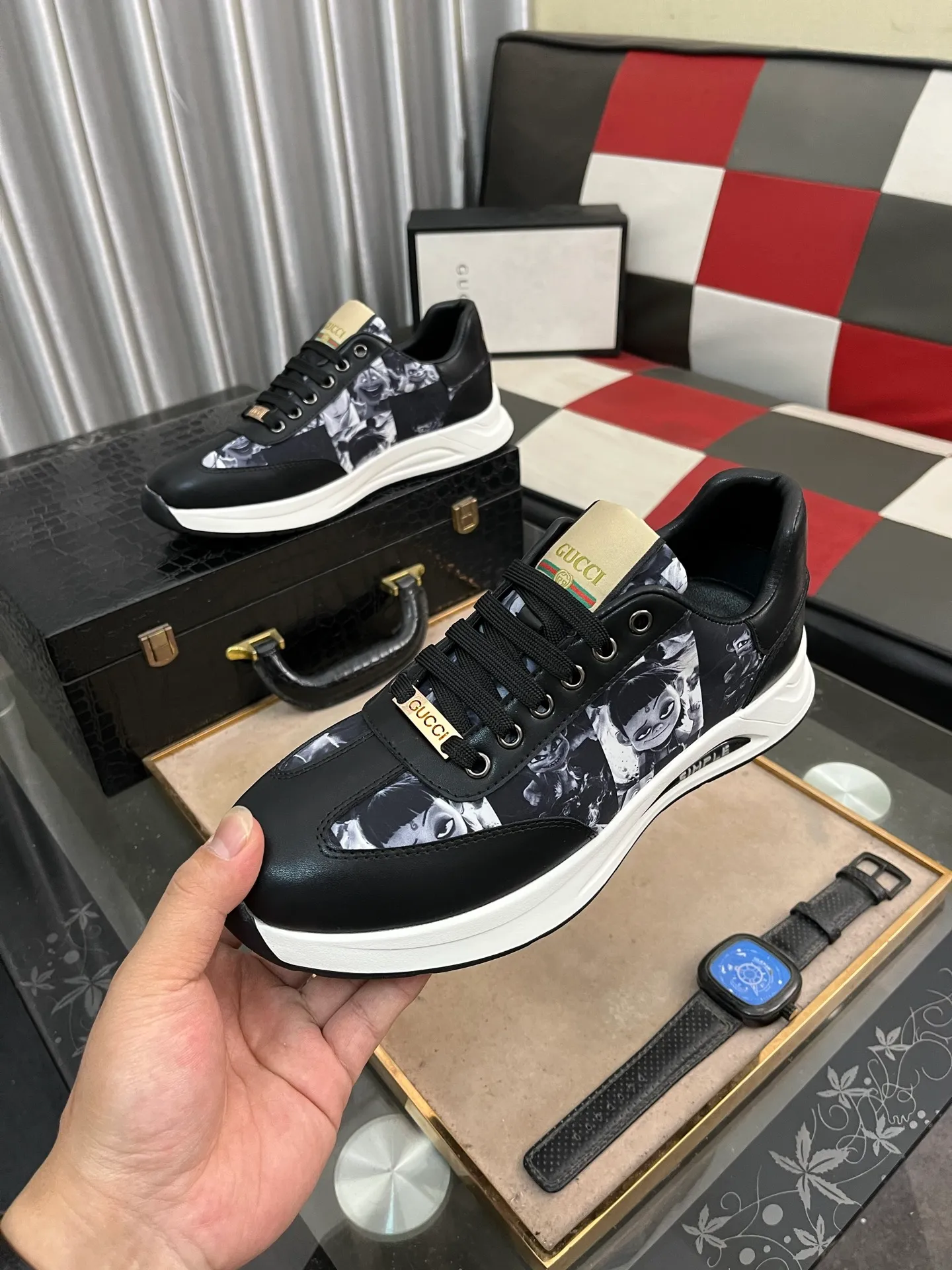 Men's shoes 💰420⌚️⌚️[GUCCI] The latest trendy men's casual shoes, the fabric is made of embossed cowhide imported from Italy, comfortable sheepskin lining + feet, the original outsole is wear-resistant and non-slip, high-level version, exquisite workmanship. Code number: 38-442️⃣Colors available